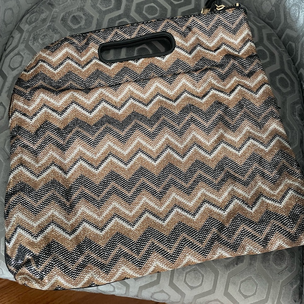 2000’s sparkle slouchy Vince Camuto clutch!